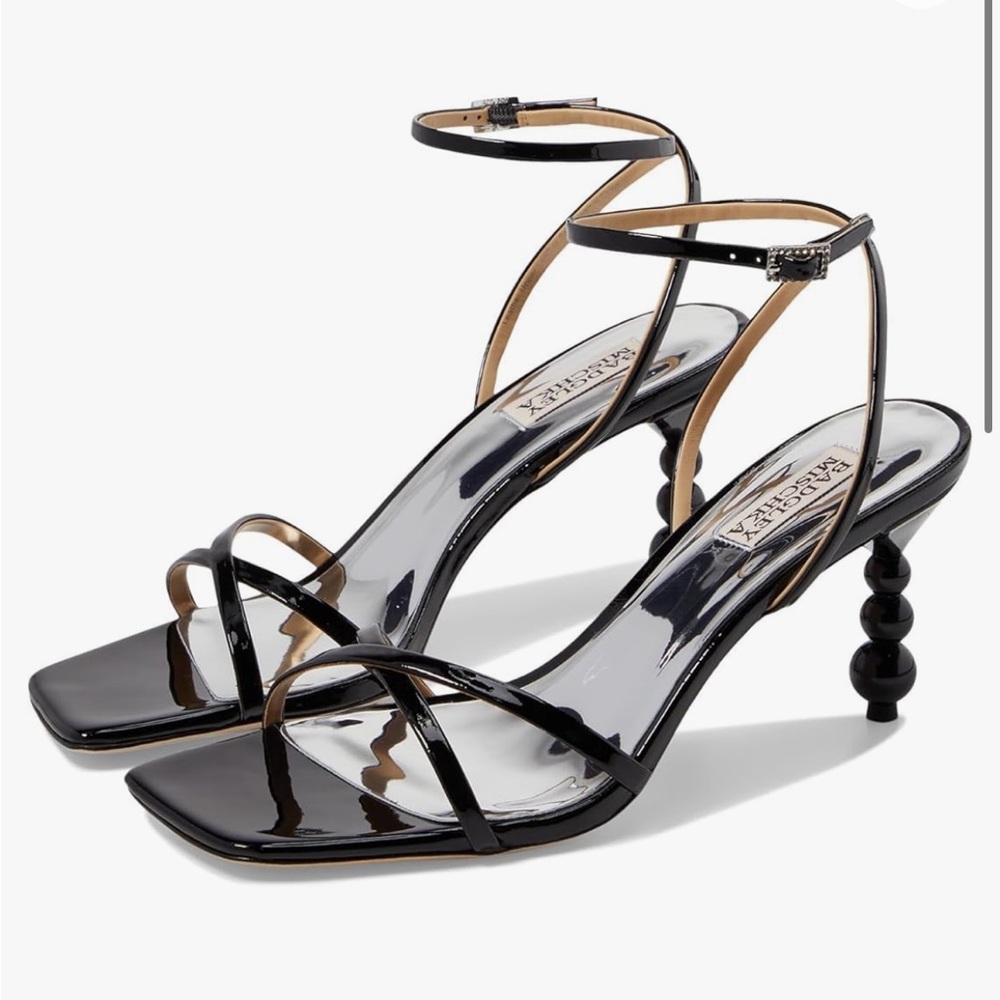 BADGLEY MISCHKA
Callie Ankle Strap Sandal - Black size 10 gently used